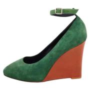 Pre-owned Suede heels Celine Vintage , Green , Dames