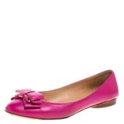 Pre-owned Leather flats Salvatore Ferragamo Pre-owned , Pink , Dames
