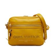 Pre-owned Leather handbags Louis Vuitton Vintage , Yellow , Dames