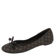 Pre-owned Canvas flats Louis Vuitton Vintage , Brown , Dames