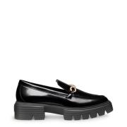 Signature Loafer met Metallic Horsebit Detail Stuart Weitzman , Black ...