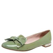 Pre-owned Leather flats Miu Miu Pre-owned , Green , Dames