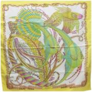 Pre-owned Silk scarves Salvatore Ferragamo Pre-owned , Yellow , Dames