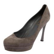 Pre-owned Suede heels Yves Saint Laurent Vintage , Gray , Dames