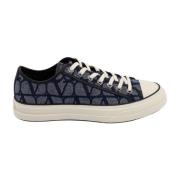 Blauwe Sneakers met Logo Patch Valentino Garavani , Blue , Heren