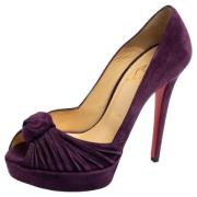 Pre-owned Suede heels Christian Louboutin Pre-owned , Purple , Dames