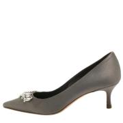 Pre-owned Satin heels Manolo Blahnik Pre-owned , Gray , Dames