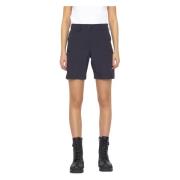 Zwarte lichtgewicht nylon shorts met contrasterende letters Moncler , ...