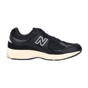 2002R Zwarte Sneakers New Balance , Black , Heren