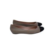 Pre-owned Leather flats Casadei Pre-owned , Beige , Dames
