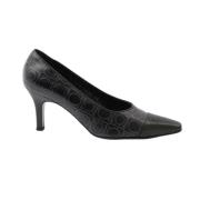 Pre-owned Canvas heels Salvatore Ferragamo Pre-owned , Black , Dames