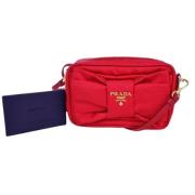 Pre-owned Fabric shoulder-bags Prada Vintage , Red , Dames