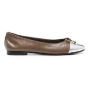 Cap-Toe Bicolor Ballerina Schoenen Tory Burch , Brown , Dames