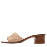 Pre-owned Leather sandals Bottega Veneta Vintage , Beige , Dames