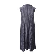 Pre-owned Polyester dresses Issey Miyake Pre-owned , Gray , Dames