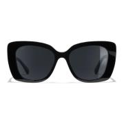 Zwarte Zonnebril Stijlvol Voor Dagelijks Gebruik Chanel , Black , Dame...