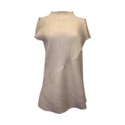 Pre-owned Polyester dresses Issey Miyake Pre-owned , Beige , Dames