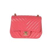 Pre-owned Leather crossbody-bags Chanel Vintage , Pink , Dames