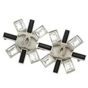 Pre-owned Silver brooches Chanel Vintage , Gray , Dames