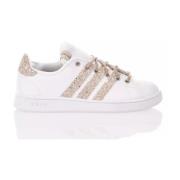 Handgemaakte witte champagne sneakers Adidas , Multicolor , Dames