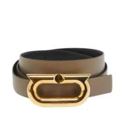 Pre-owned Leather belts Salvatore Ferragamo Pre-owned , Beige , Dames