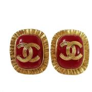 Pre-owned Metal earrings Chanel Vintage , Red , Dames