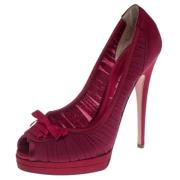 Pre-owned Satin heels Casadei Pre-owned , Red , Dames