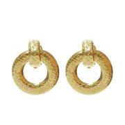 Pre-owned Metal earrings Chanel Vintage , Yellow , Dames