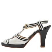 Pre-owned Leather sandals Moschino Pre-Owned , White , Dames