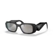 Stijlvolle Zonnebril Zwarte Frame Prada , Black , Unisex