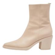 Pre-owned Leather boots Gianvito Rossi Pre-owned , Beige , Dames