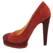 Pre-owned Suede heels Chanel Vintage , Red , Dames