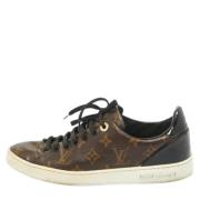 Pre-owned Canvas sneakers Louis Vuitton Vintage , Brown , Dames