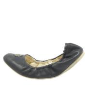 Pre-owned Leather flats Prada Vintage , Blue , Dames