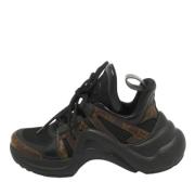 Pre-owned Coated canvas sneakers Louis Vuitton Vintage , Brown , Dames