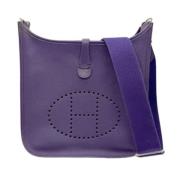 Pre-owned Leather shoulder-bags Hermès Vintage , Purple , Dames