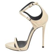 Pre-owned Leather sandals Giuseppe Zanotti Pre-owned , Beige , Dames