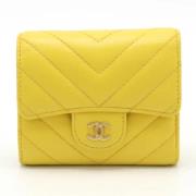 Pre-owned Leather wallets Chanel Vintage , Yellow , Dames