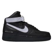 Beperkte Oplage Hoge Top Sneakers Zwart Grijs Nike , Black , Heren