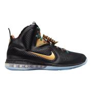 Limited Edition Watch the Throne 2022 Nike , Black , Heren