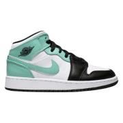 Limited Edition Air Jordan 1 Mid Nike , Multicolor , Dames