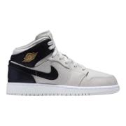 Beperkte oplage Air Jordan 1 Mid Nike , Black , Dames