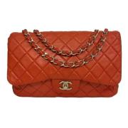 Pre-owned Leather shoulder-bags Chanel Vintage , Red , Dames