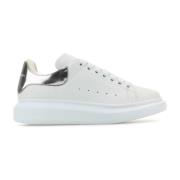 Witte Leren Sneakers met Zilveren Hiel Alexander McQueen , White , Dam...