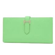 Pre-owned Leather wallets Hermès Vintage , Green , Dames