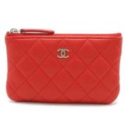 Pre-owned Leather pouches Chanel Vintage , Red , Dames