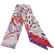 Pre-owned Silk scarves Hermès Vintage , Multicolor , Dames