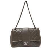 Pre-owned Leather chanel-bags Chanel Vintage , Gray , Dames