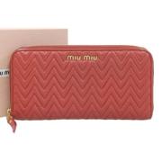 Pre-owned Leather wallets Miu Miu Pre-owned , Red , Dames