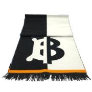 Pre-owned Wool scarves Burberry Vintage , Black , Dames